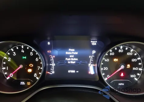 2018 Jeep Compass Limited 4X4 из США, поврежденный, VIN 3C4NJDCB4JT482046